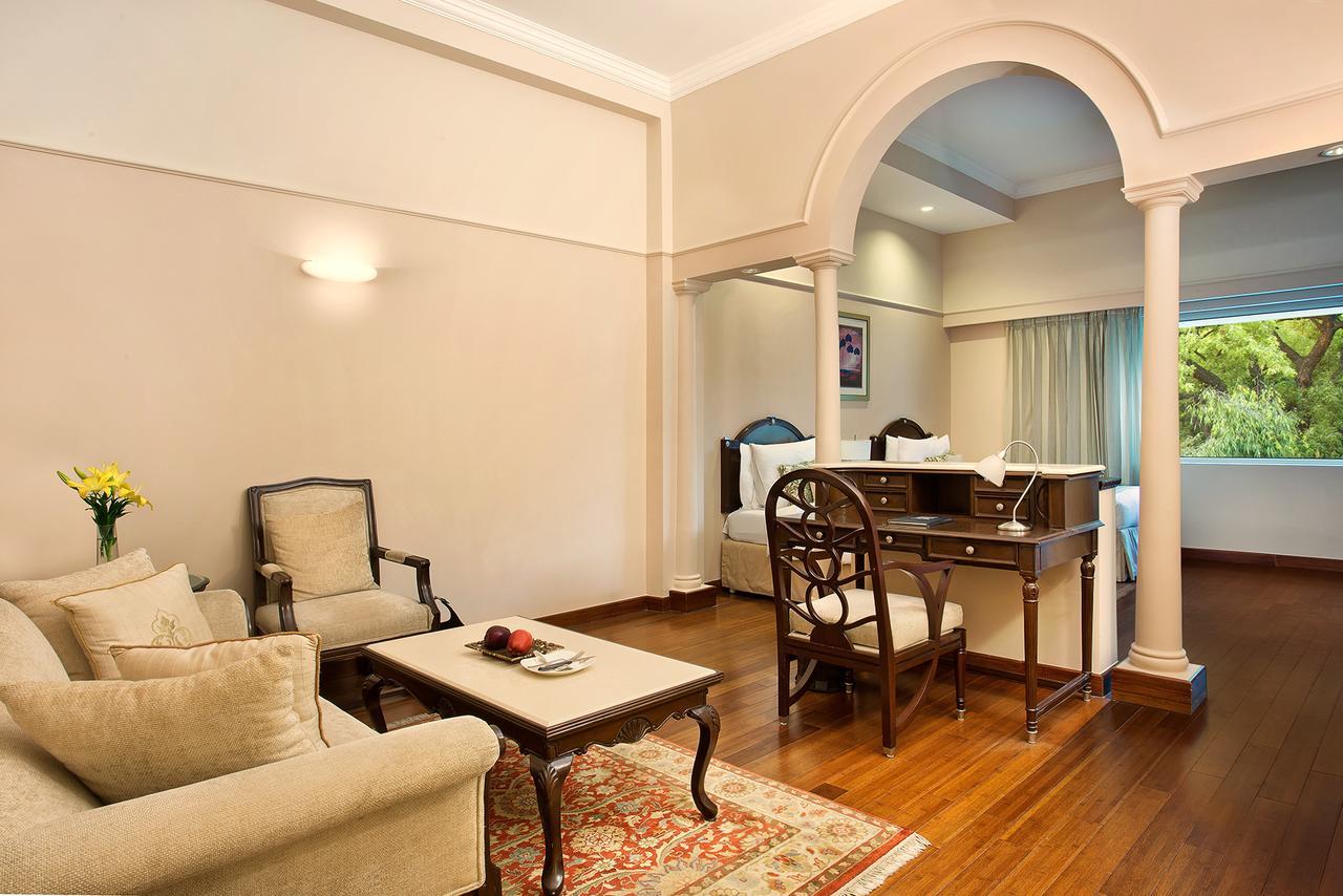 Hotel The Claridges Nowe Delhi Zewnętrze zdjęcie A suite at the Imperial